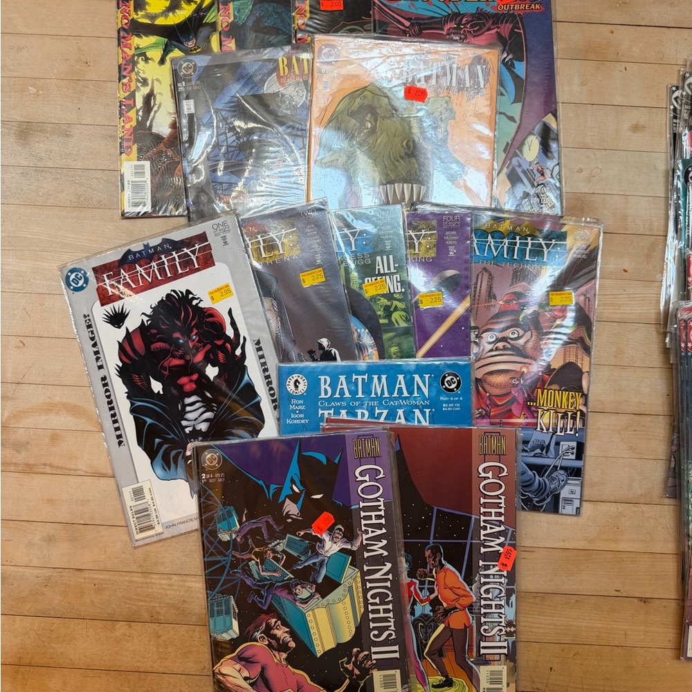 Batman Comic Lot - Shadow of the Bat, Chronicles, Family and Catwoman